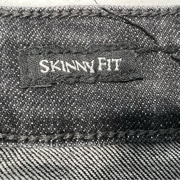 Judy Blue JB84151 Skinny Distressed Black Wash Jeans Women’s 9/29 NWOT Stretch - Picture 3 of 12